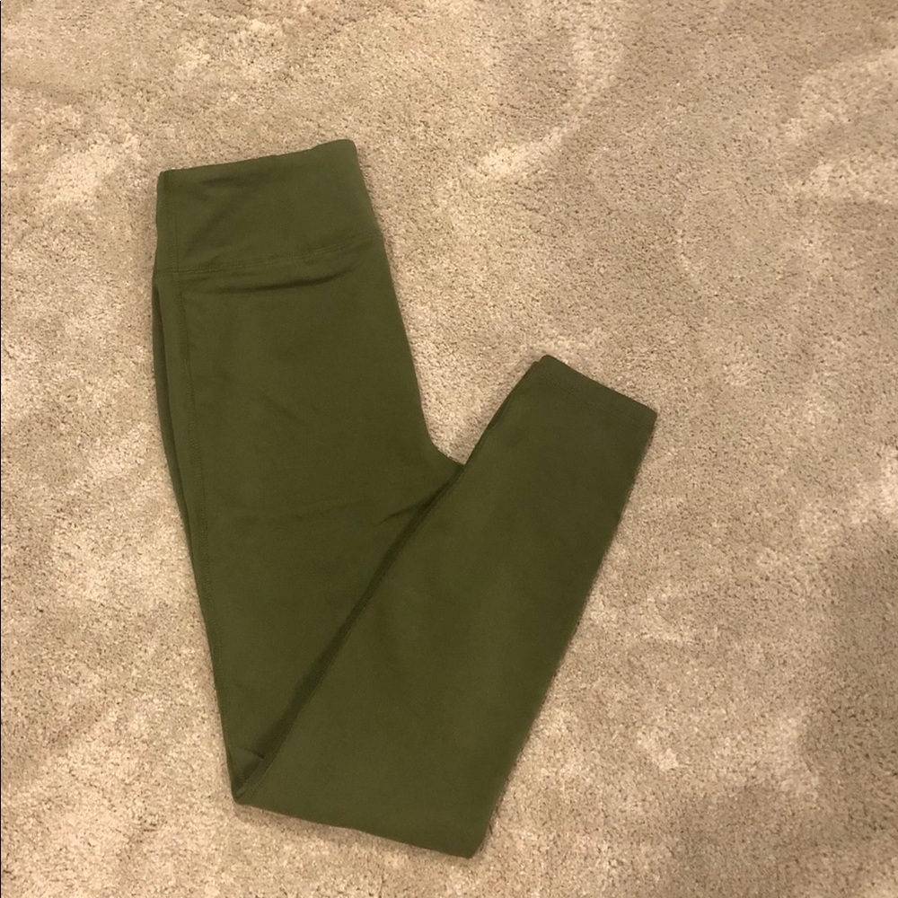 7/8 high-rise leggings in olive green